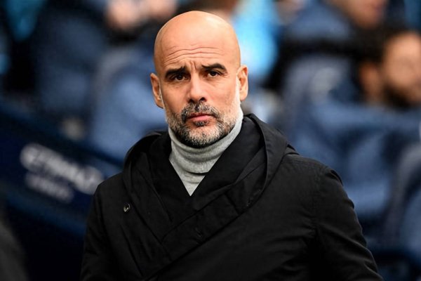 Guardiola phải đối mặt với nhữ